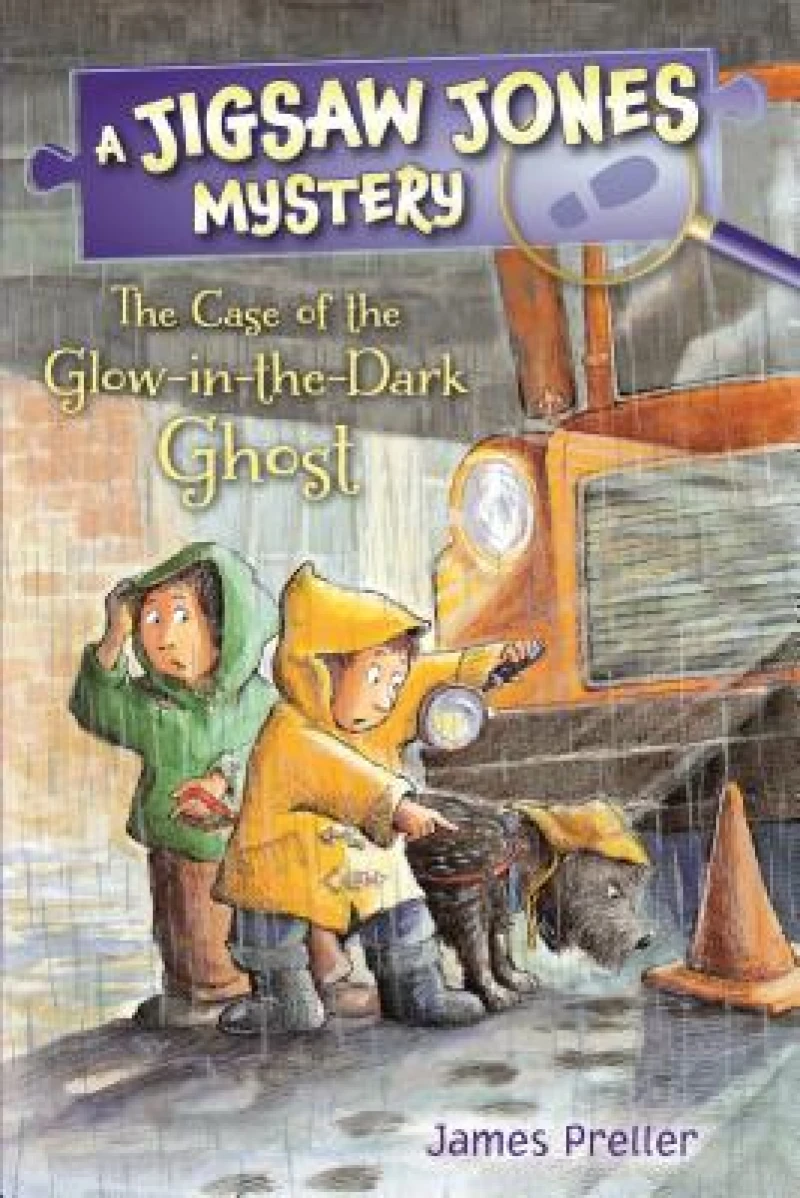 Jigsaw Jones: The Case of the Glow-in-the-Dark Ghost