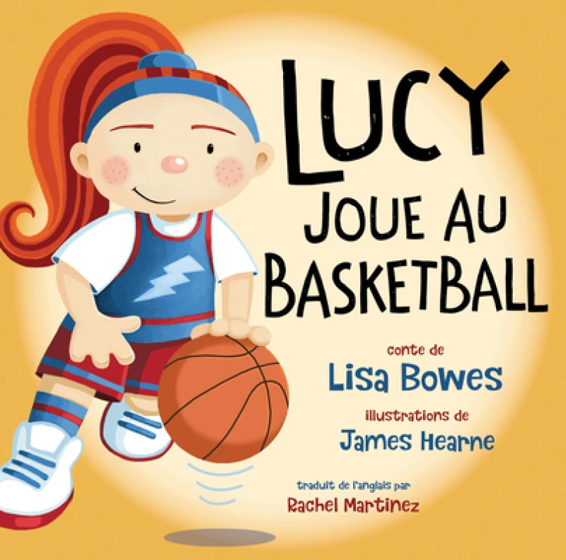 Lucy joue au basketball
