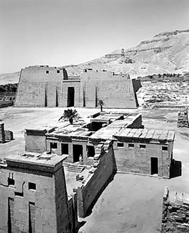 Medinet Habu IX